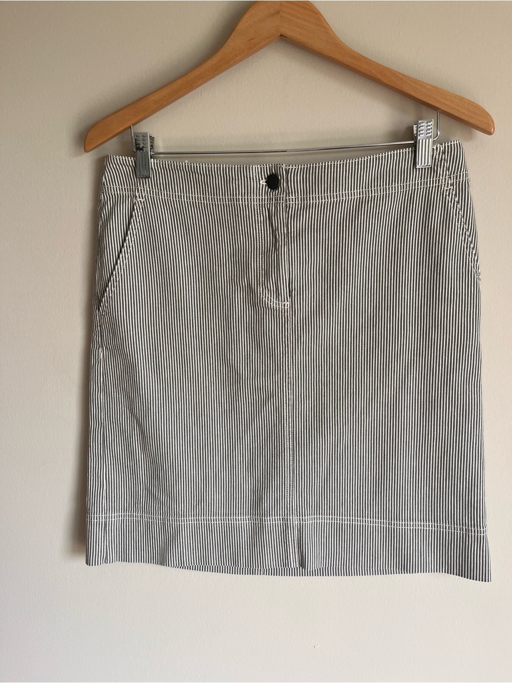 Talbots Women's Railroad Stripe Skirt Pockets Size 6 Casual Classic 98% Cotton
